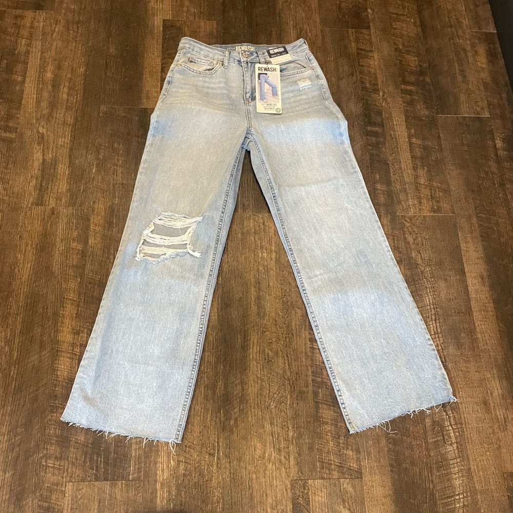 NEW WITH TAGS REWASH BRAND “90s style” JEANS